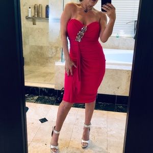 Badgley Mischka Hot Pink Ruched Strapless Dress